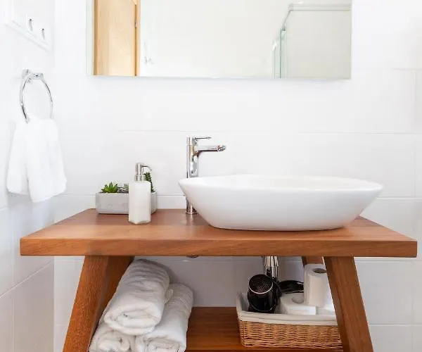 Aresti Old Town By Living Апартаменти *